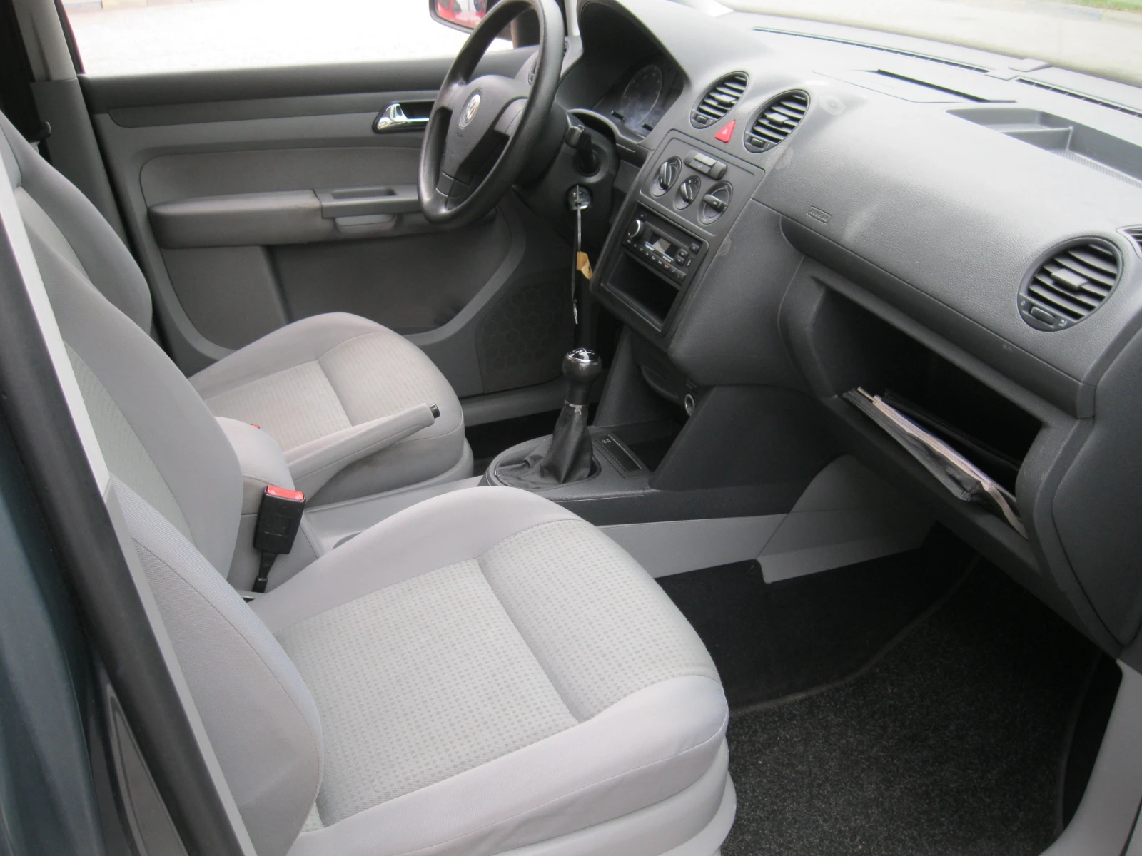 VW Caddy 1.4-80�� | Mobile.bg � ����������� 12