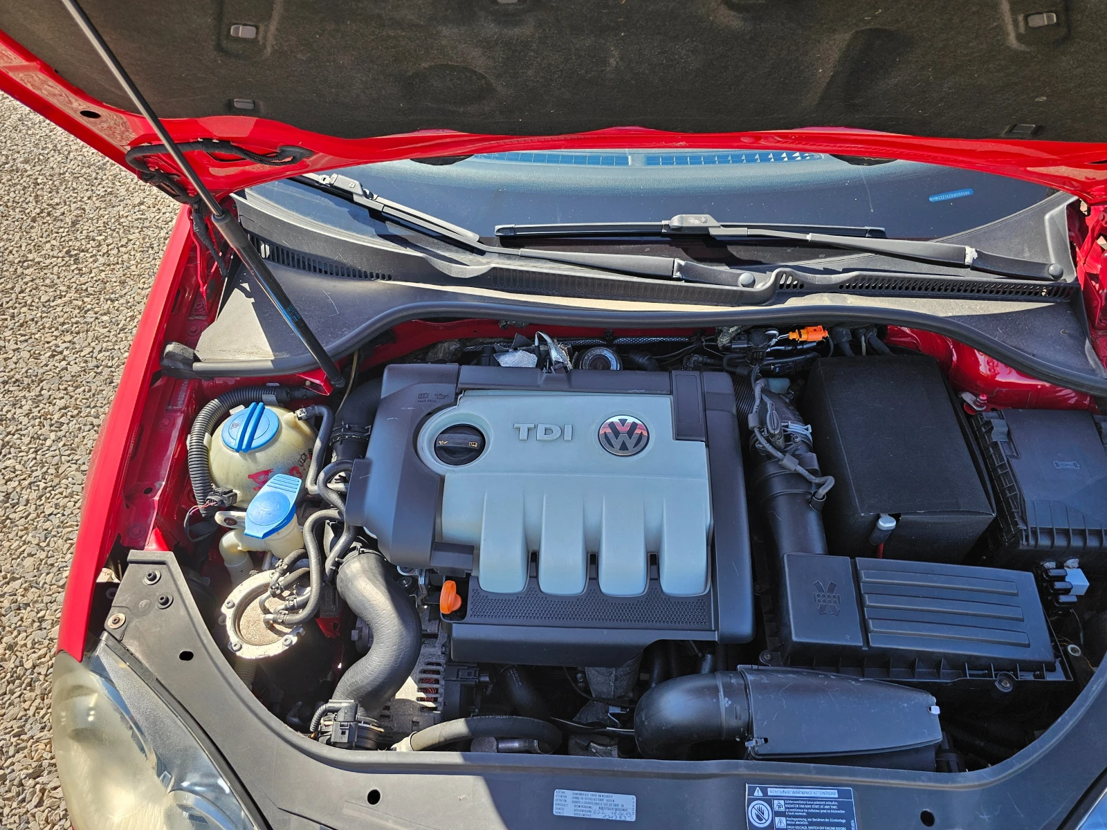 VW Golf 2.0 TDI 140kc 4x4 .205000km, снимка 16 - Автомобили и джипове - 54487570