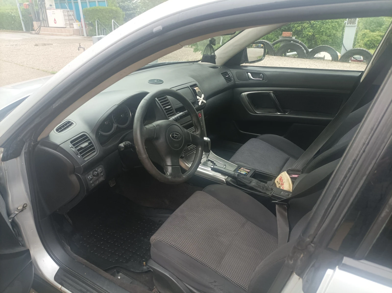 Subaru Outback, снимка 6 - Автомобили и джипове - 54648555