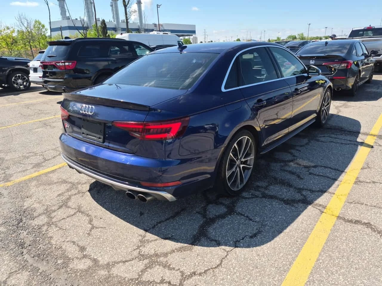 Audi S4 МАСАЖИ/bang & olufsen/TECHNIK/CARFAX/ФИНАНСИРАНЕ, снимка 3 - Автомобили и джипове - 54672756