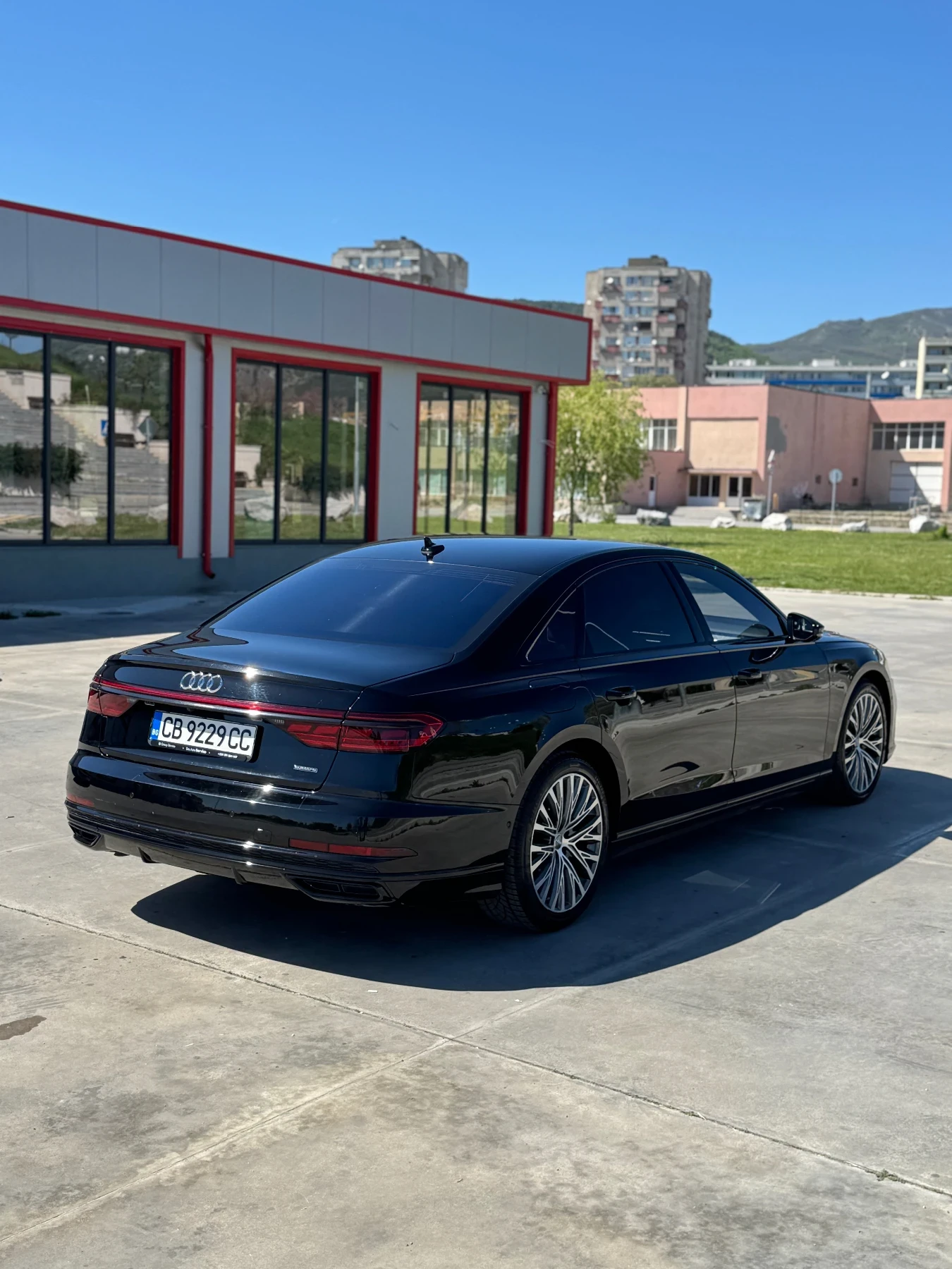 Audi A8  50TDI/Long/Laser/B&O/TV/Пълна сервизна история, снимка 7 - Автомобили и джипове - 54930381
