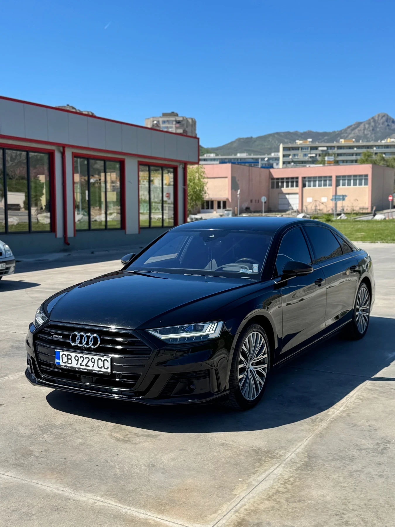 Audi A8  50TDI/Long/Laser/B&O/TV/Пълна сервизна история, снимка 2 - Автомобили и джипове - 54930381