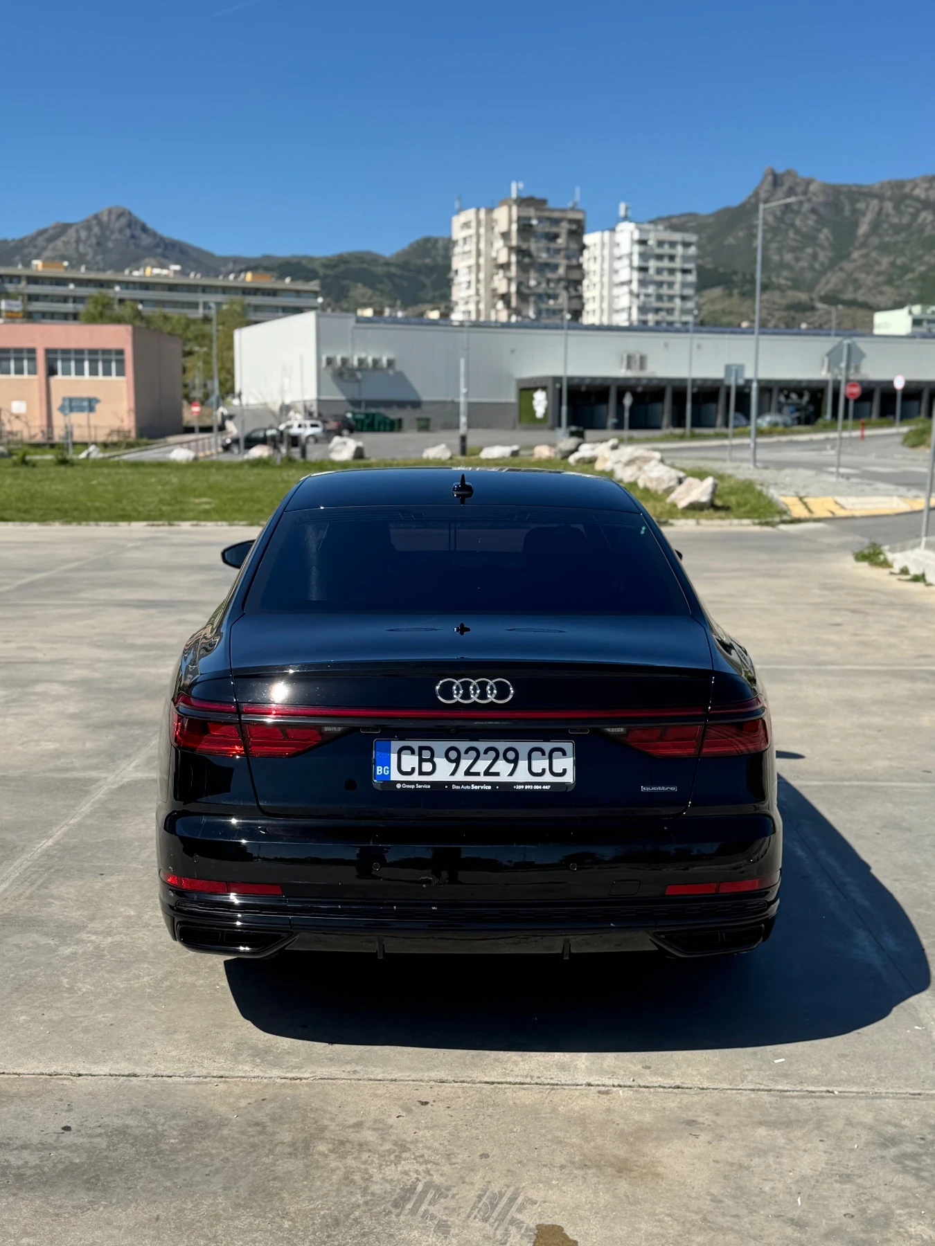 Audi A8  50TDI/Long/Laser/B&O/TV/Пълна сервизна история, снимка 5 - Автомобили и джипове - 54930381