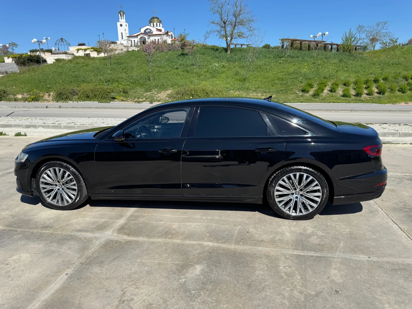 Audi A8  50TDI/Long/Laser/B&O/TV/Пълна сервизна история, снимка 4 - Автомобили и джипове - 54930381