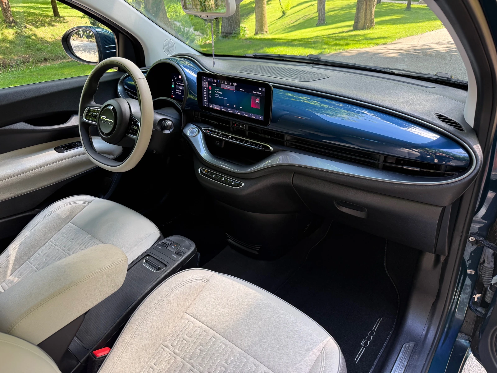 Fiat 500e LA PRIMA* 42KWh* LONG RANGE* 3 ВРАТИ* DIGITAL* FUL, снимка 7 - Автомобили и джипове - 55037840