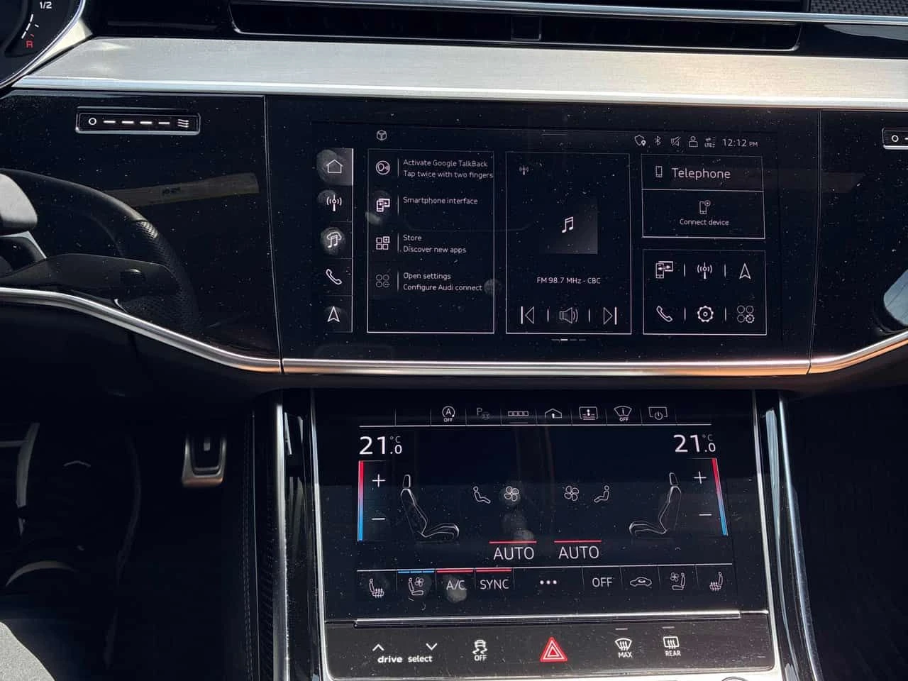 Audi S8 4.0 TFSI/КЛИП/ДИСТРОНИК/360 КАМ/ОБДУХ/ПАНОРАМА, снимка 8 - Автомобили и джипове - 55040491