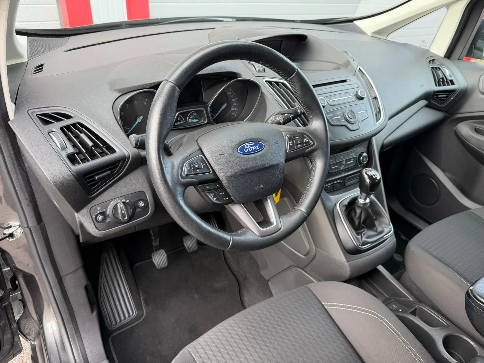 Ford C-max 1.0I ECOBOOST NAVI KLIMATRONIK 6-SPEED EVRO 6B , снимка 13 - Автомобили и джипове - 55853323