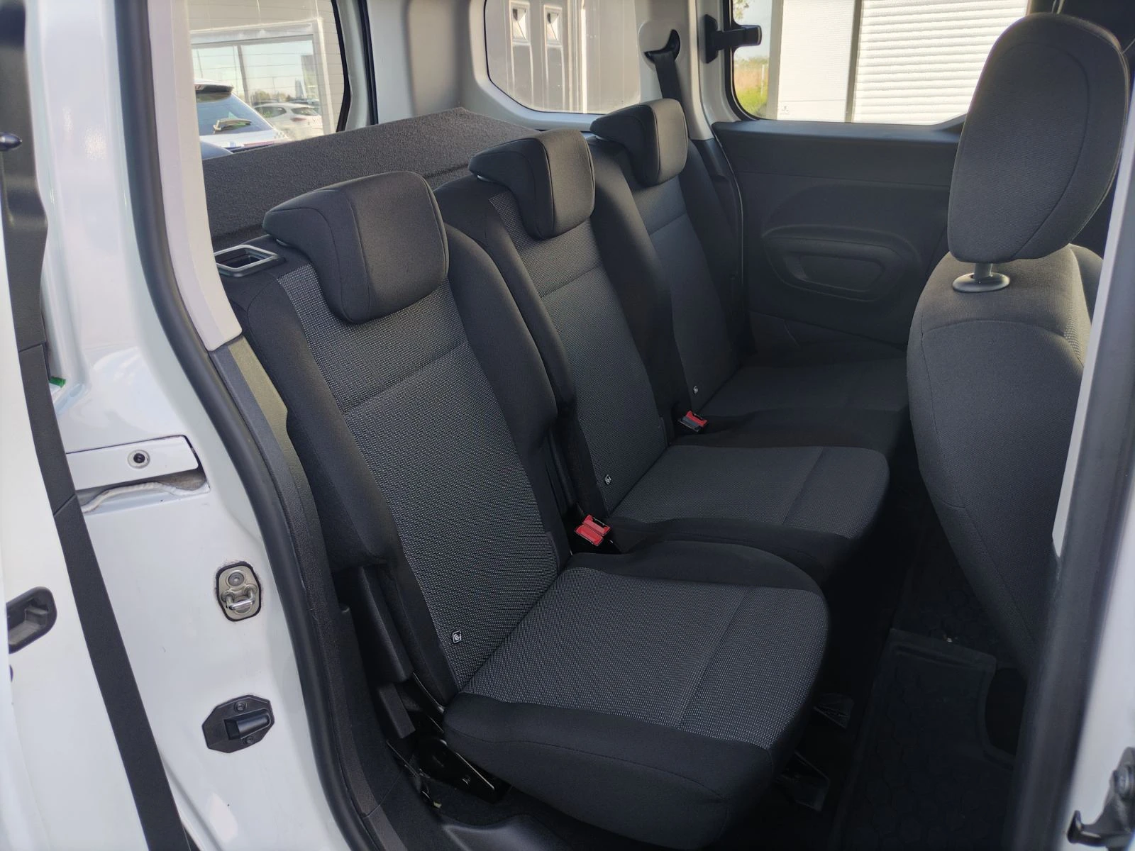 Peugeot Rifter 1.5HDI/102к.с./N1, снимка 13 - Автомобили и джипове - 56220109