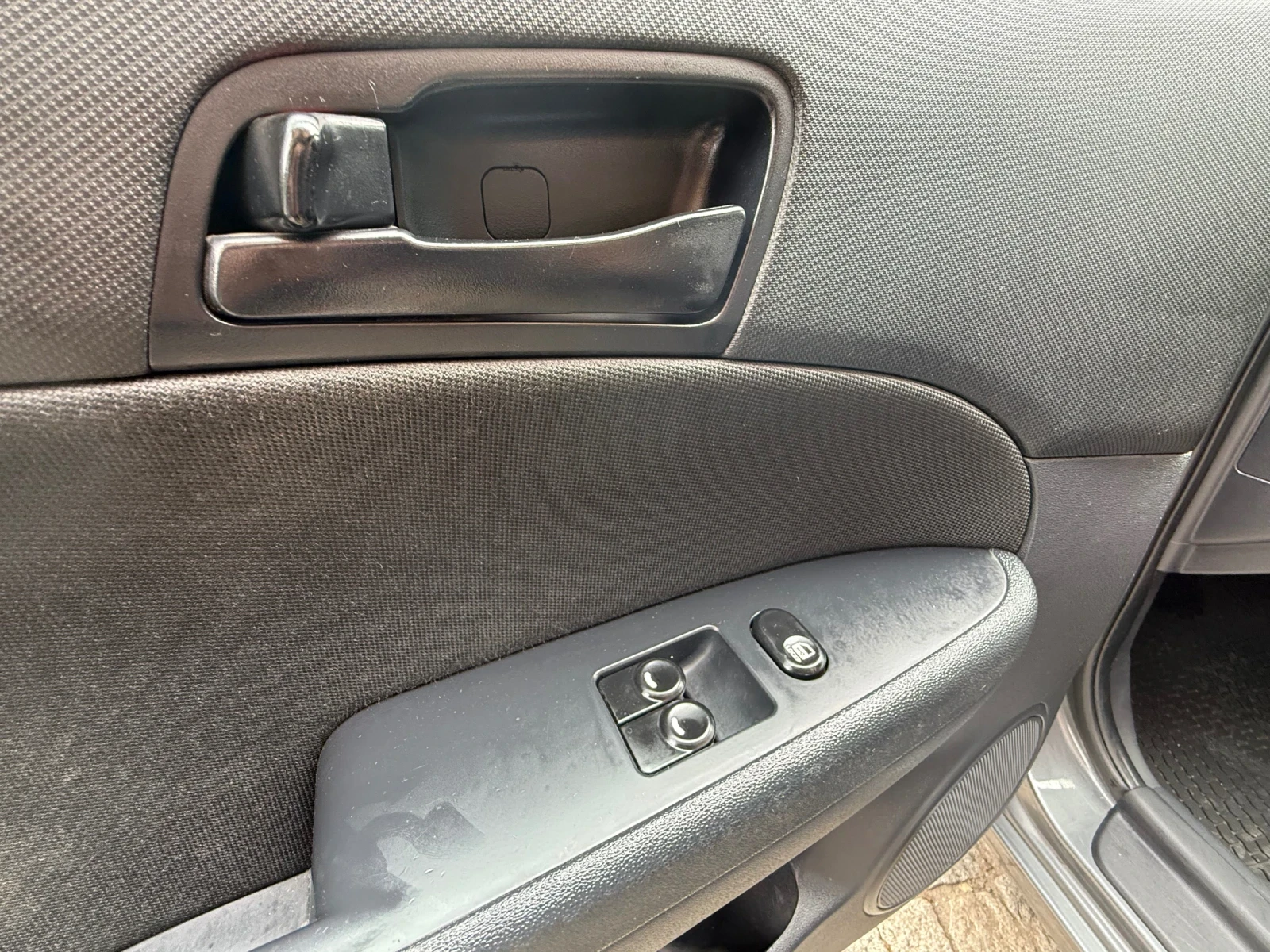 Hyundai I30 1.6 газ инжекцион, снимка 7 - Автомобили и джипове - 56261209