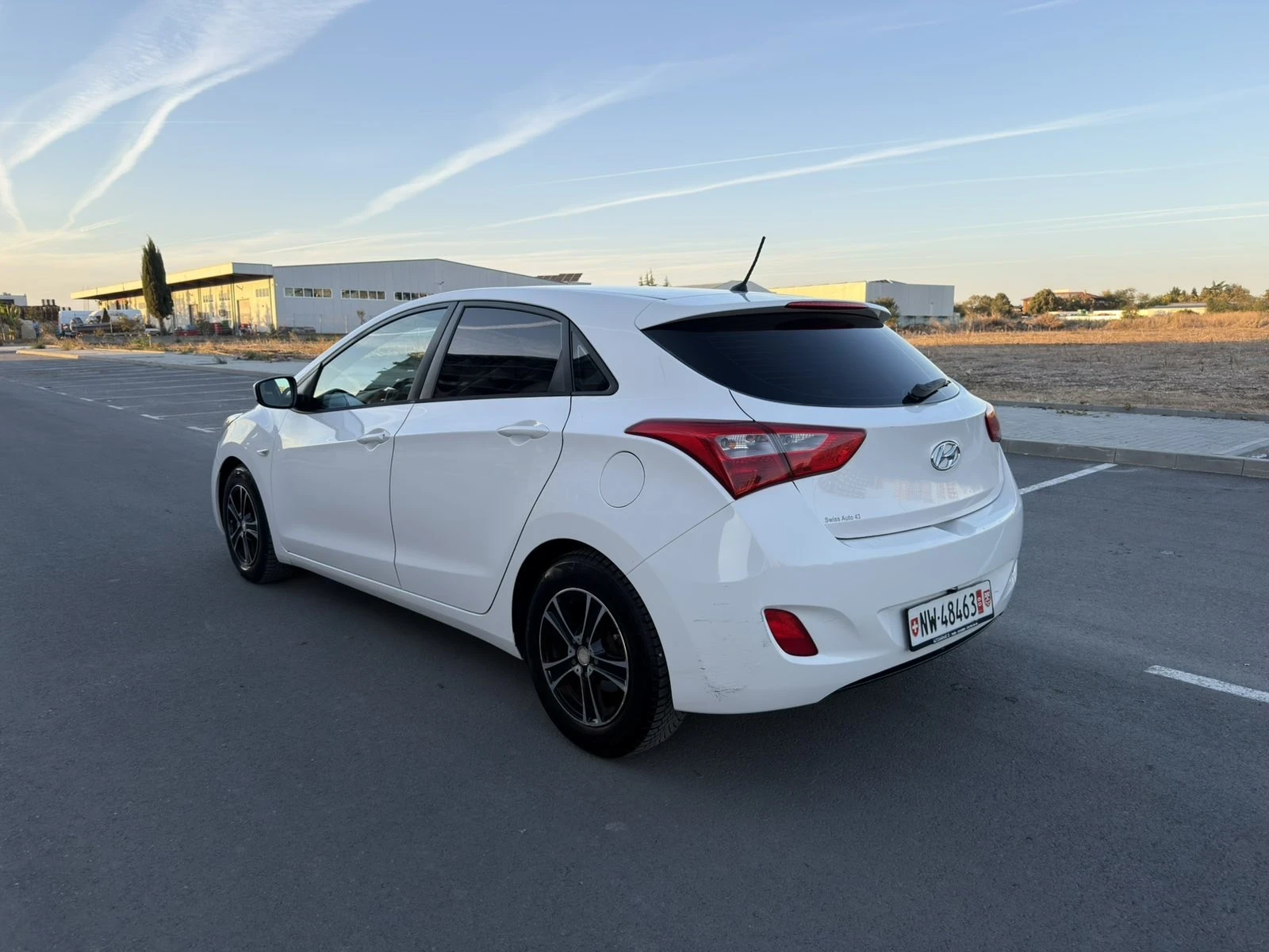 Hyundai I30 1.4i NAVI | Mobile.bg � ����������� 6