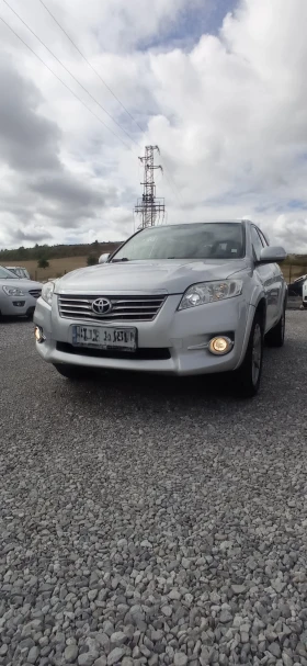 Toyota Rav4 D-cat 2, 2 150 к.с Crossover Automatic 4x4, снимка 2