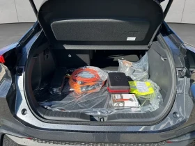 Toyota C-HR 2.0 Plug-in-Hybrid, снимка 16