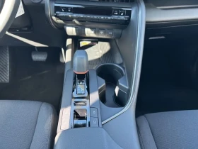 Toyota C-HR 2.0 Plug-in-Hybrid, снимка 13