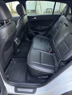 Kia Sportage 1.7 CRDI GT Line/Панорама/Каско/Подгрев/Кожа/, снимка 9