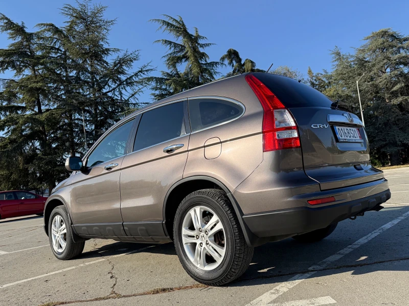 Honda Cr-v 2.2///FACE-LIFT///NAVI///CARPLAY/AndroidAuto/WAZE/, снимка 6 - Автомобили и джипове - 51450396