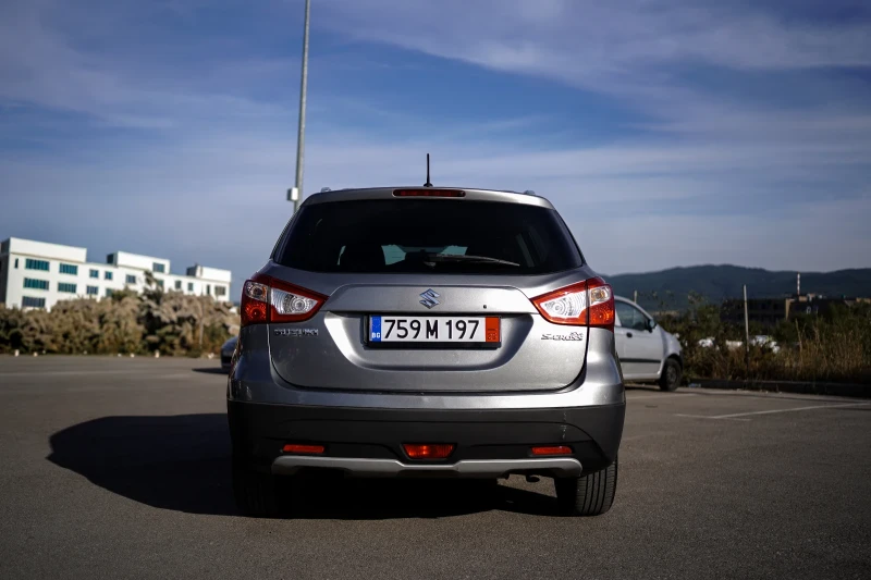 Suzuki SX4 S-Cross 1.6 DDiS, снимка 2 - Автомобили и джипове - 52436146