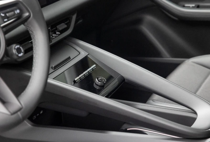 Porsche Macan PANO* BOSE* DISTR* LED* MEMORY* CAM* NAVI* , снимка 14 - Автомобили и джипове - 52130436