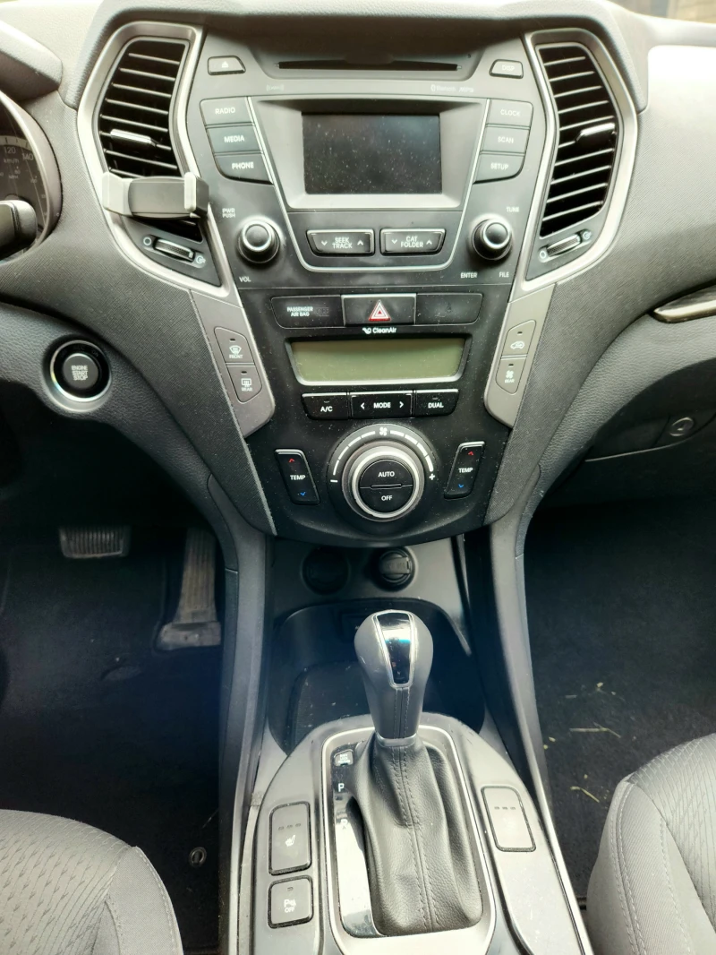 Hyundai Santa fe 3.3 XL AWD, снимка 14 - Автомобили и джипове - 52472719