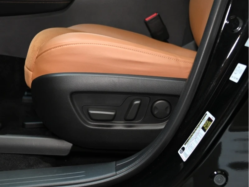 Mazda CX-90 * Signature Powertrain & Performance En * CARF, снимка 8 - Автомобили и джипове - 52727871