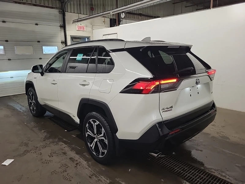 Toyota Rav4 * XSE * CARFAX * ЦЕНА ДО БЪЛГАРИЯ, снимка 4 - Автомобили и джипове - 53056516