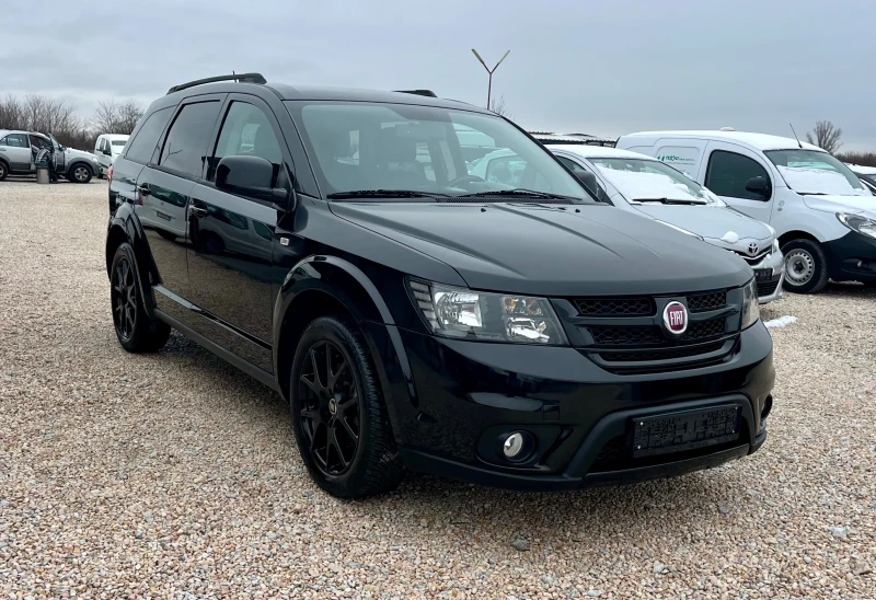 Fiat Freemont 2.0D* 170k.c* AWD* 6+ 1* FULL, снимка 2 - Автомобили и джипове - 53429141