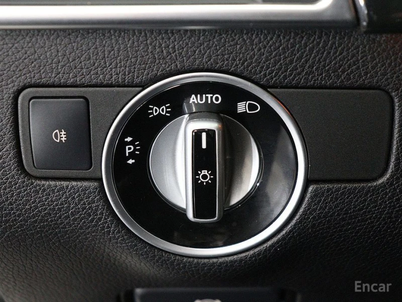 Mercedes-Benz ML 350, снимка 10 - Автомобили и джипове - 53458561