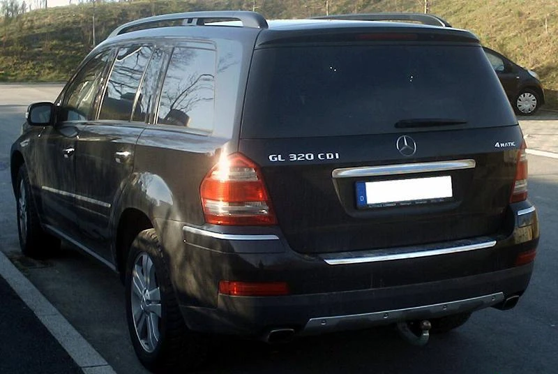 Mercedes-Benz GL 3.2CDI, снимка 2 - Автомобили и джипове - 4476508