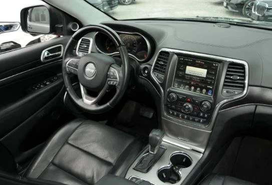 Jeep Grand cherokee 3.0 V6 Summit, снимка 7 - Автомобили и джипове - 47514160