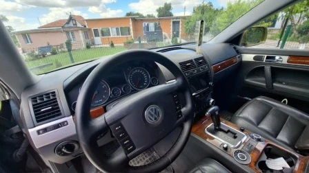 VW Touareg 3.2 Газ/бензин, снимка 4 - Автомобили и джипове - 56684545
