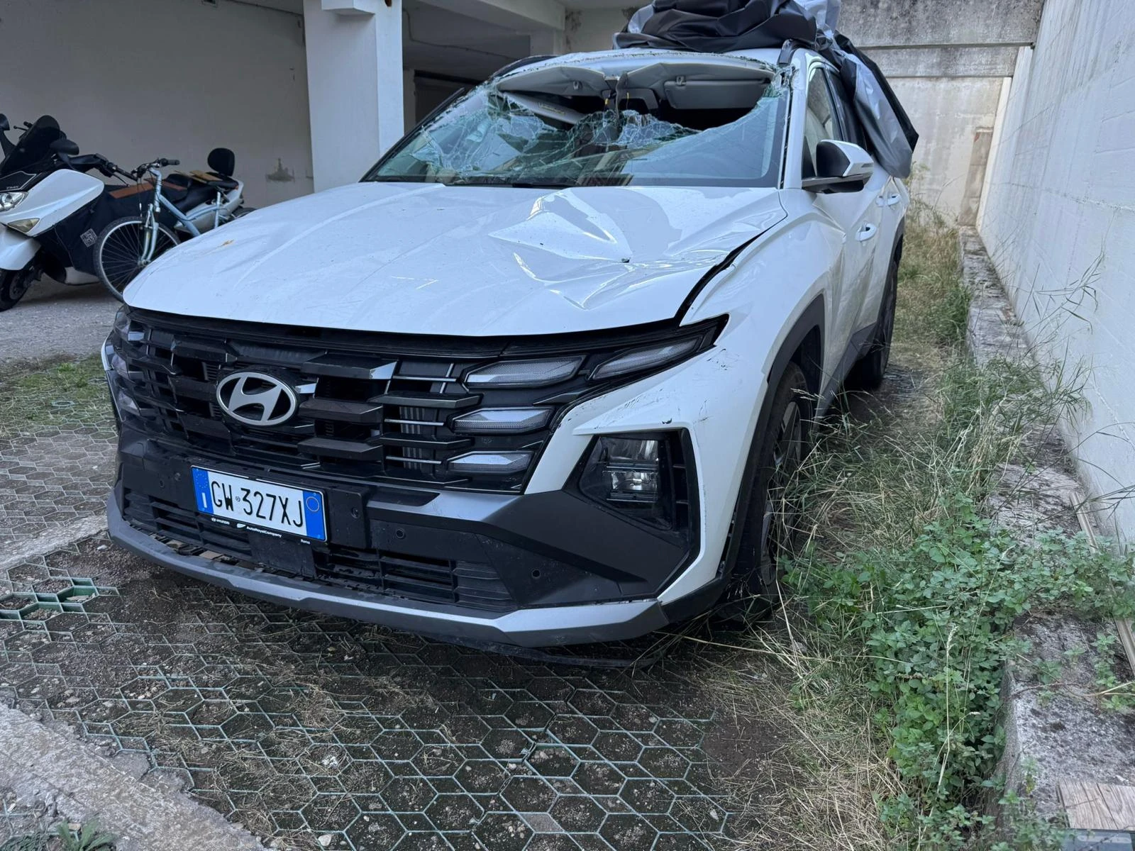 Hyundai Tucson 1.6I HYBRID, снимка 1