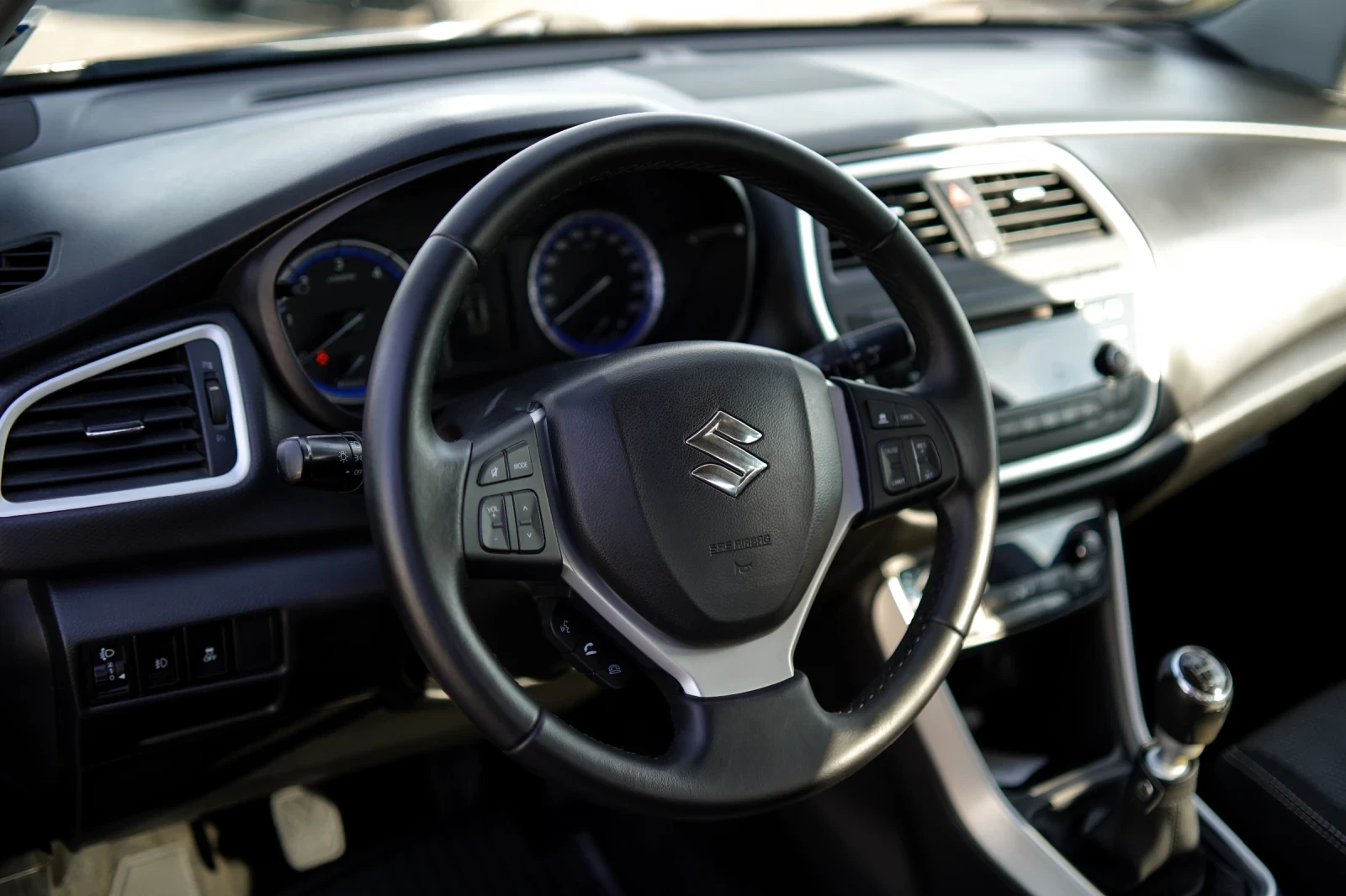 Suzuki SX4 S-Cross 1.6 DDiS - изображение 6