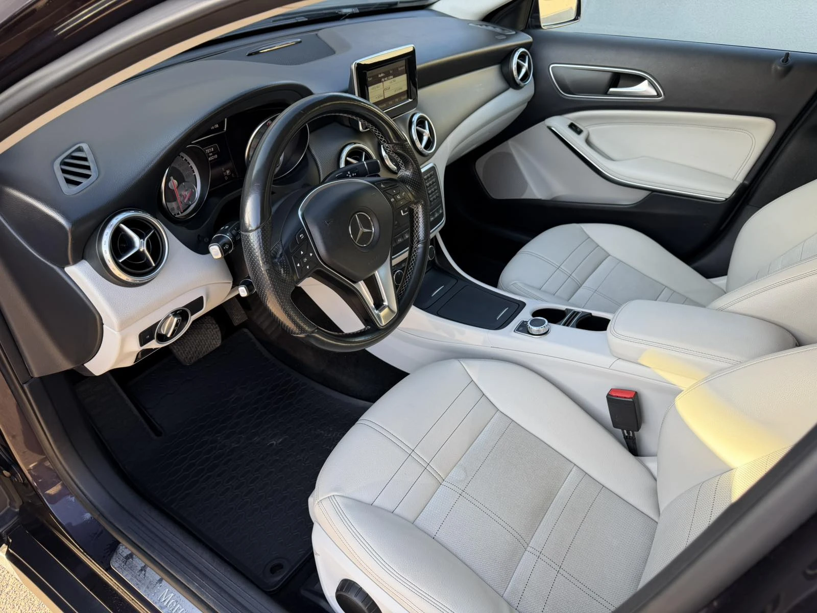 Mercedes-Benz GLA 220 d 4MATIC - изображение 10