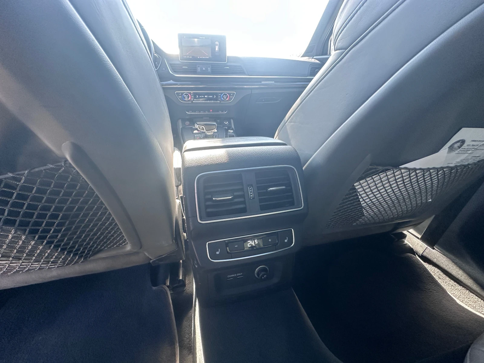 Audi SQ5 3.0 TFSI V6T | MATRIX | B&O | 360  | ПАНОРАМА, снимка 16 - Автомобили и джипове - 53830298