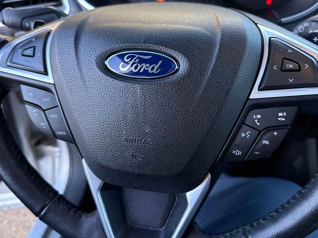 Ford Edge * Sport * 2 КЛЮЧА* ПОДГРЕВ* KEYLESS* PANO* , снимка 14 - Автомобили и джипове - 53830585