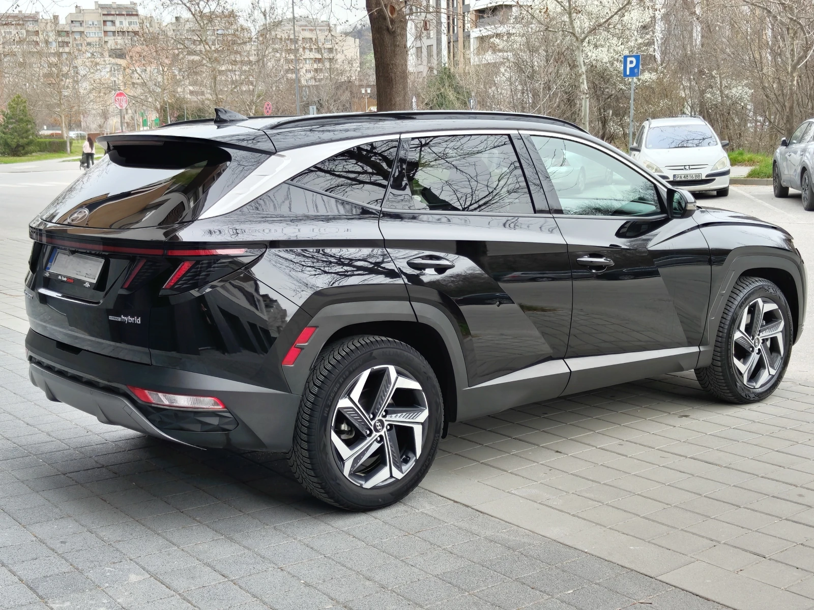 Hyundai Tucson 1.6-T Hybrid AWD, снимка 4 - Автомобили и джипове - 53952499