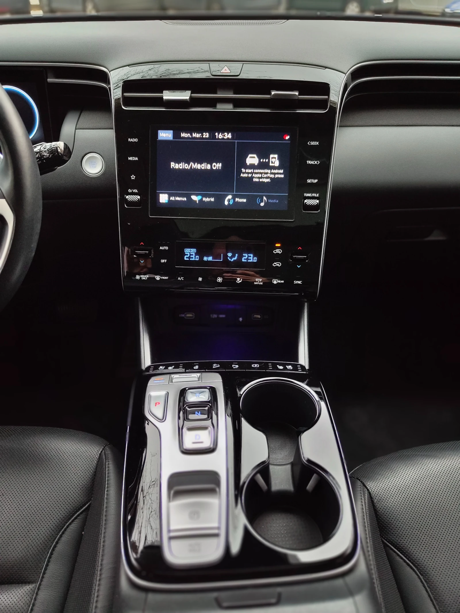 Hyundai Tucson 1.6-T Hybrid AWD, снимка 17 - Автомобили и джипове - 53952499