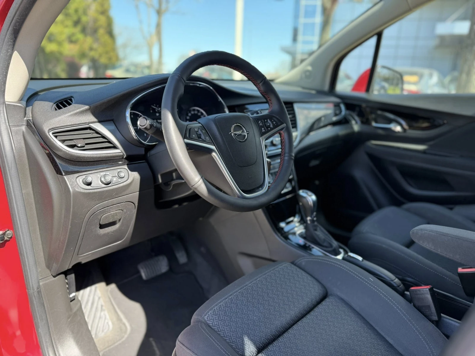 Opel Mokka 4x4 Automat, снимка 11 - Автомобили и джипове - 54163732