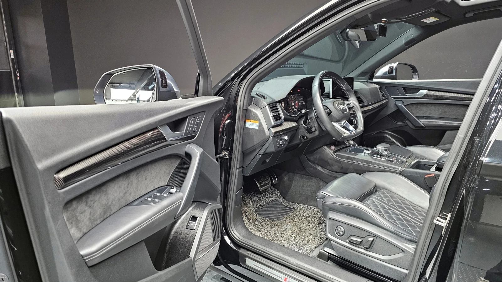 Audi SQ5 3.0 Diesel * 360* Disi* , снимка 10 - Автомобили и джипове - 54472536