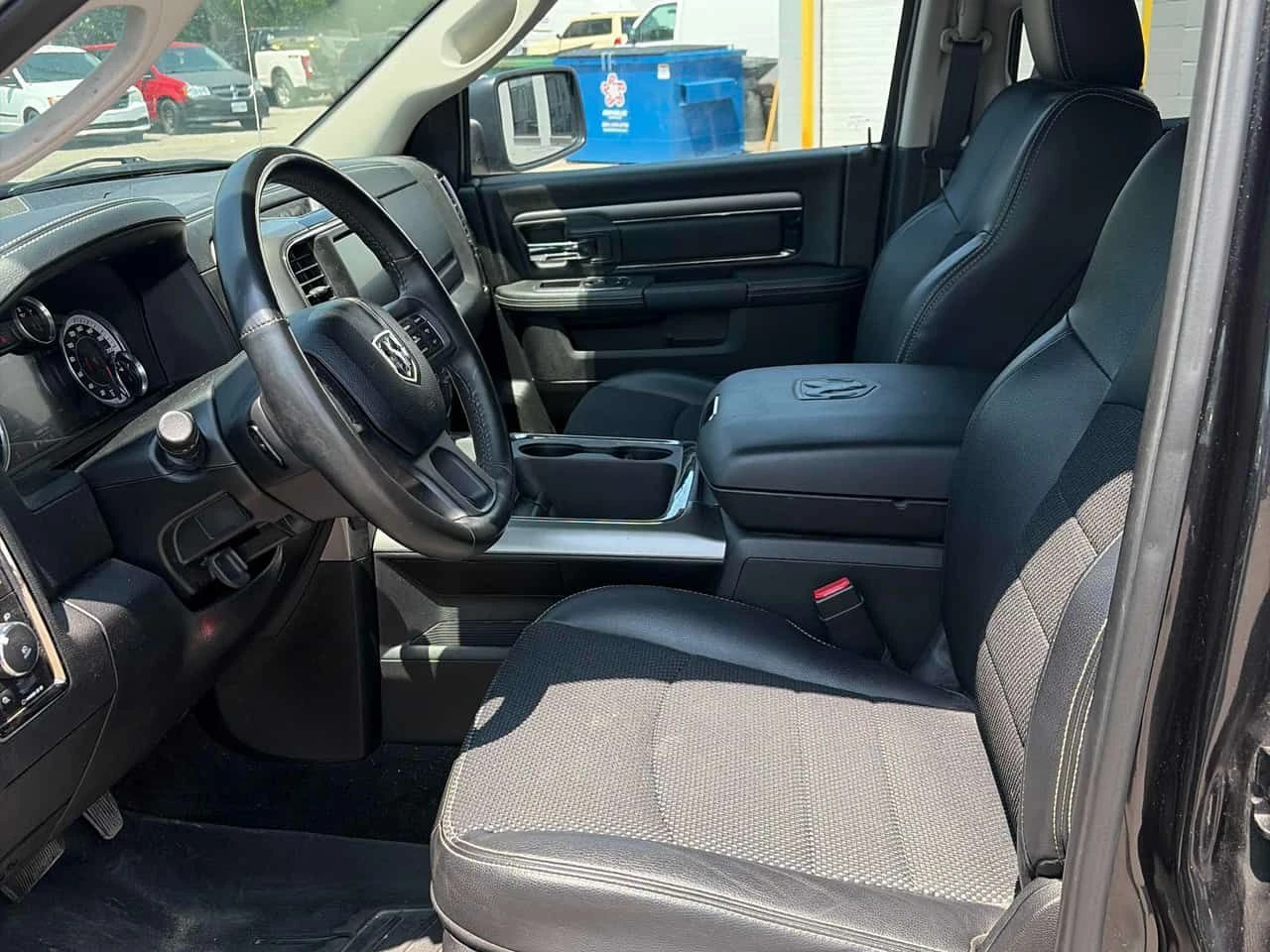 Dodge RAM 1500 * Night * CARFAX * 2 ����� * �������� * KEYLESS | Mobile.bg � ����������� 10