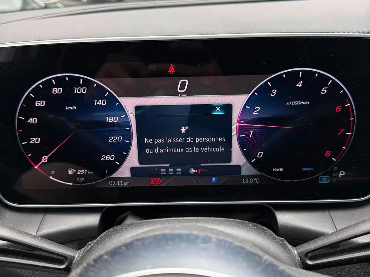 Mercedes-Benz GLC 300 4MATIC/360/ПАНОРАМА/ПОДГРЕВИ, снимка 8 - Автомобили и джипове - 54682865