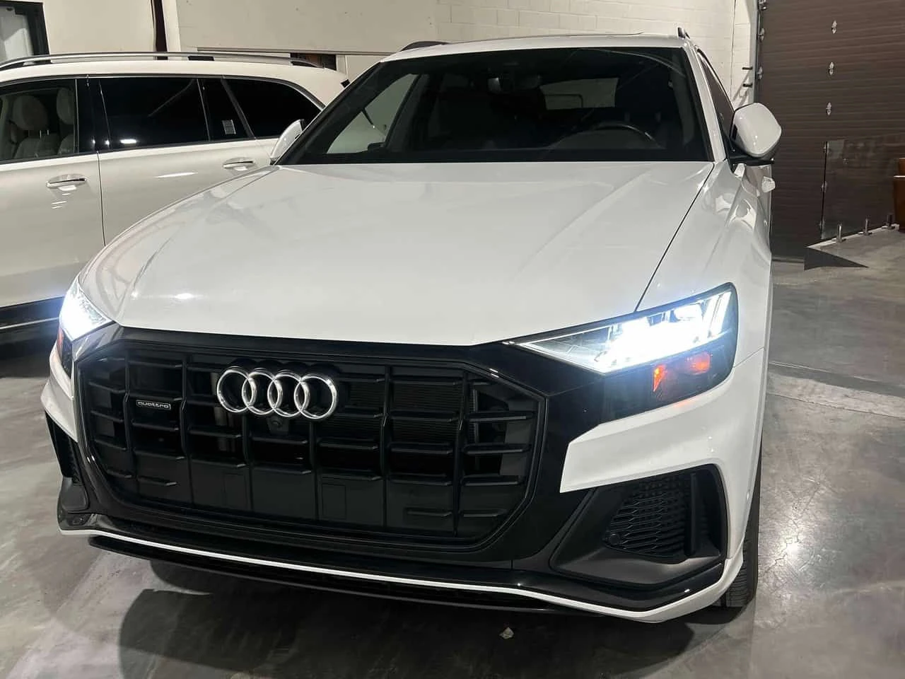 Audi Q8 * Progressiv * АВТОКРЕДИТ БЕЗ ПЪРВОНАЧАЛНА ВНОСКА*, снимка 6 - Автомобили и джипове - 55005998