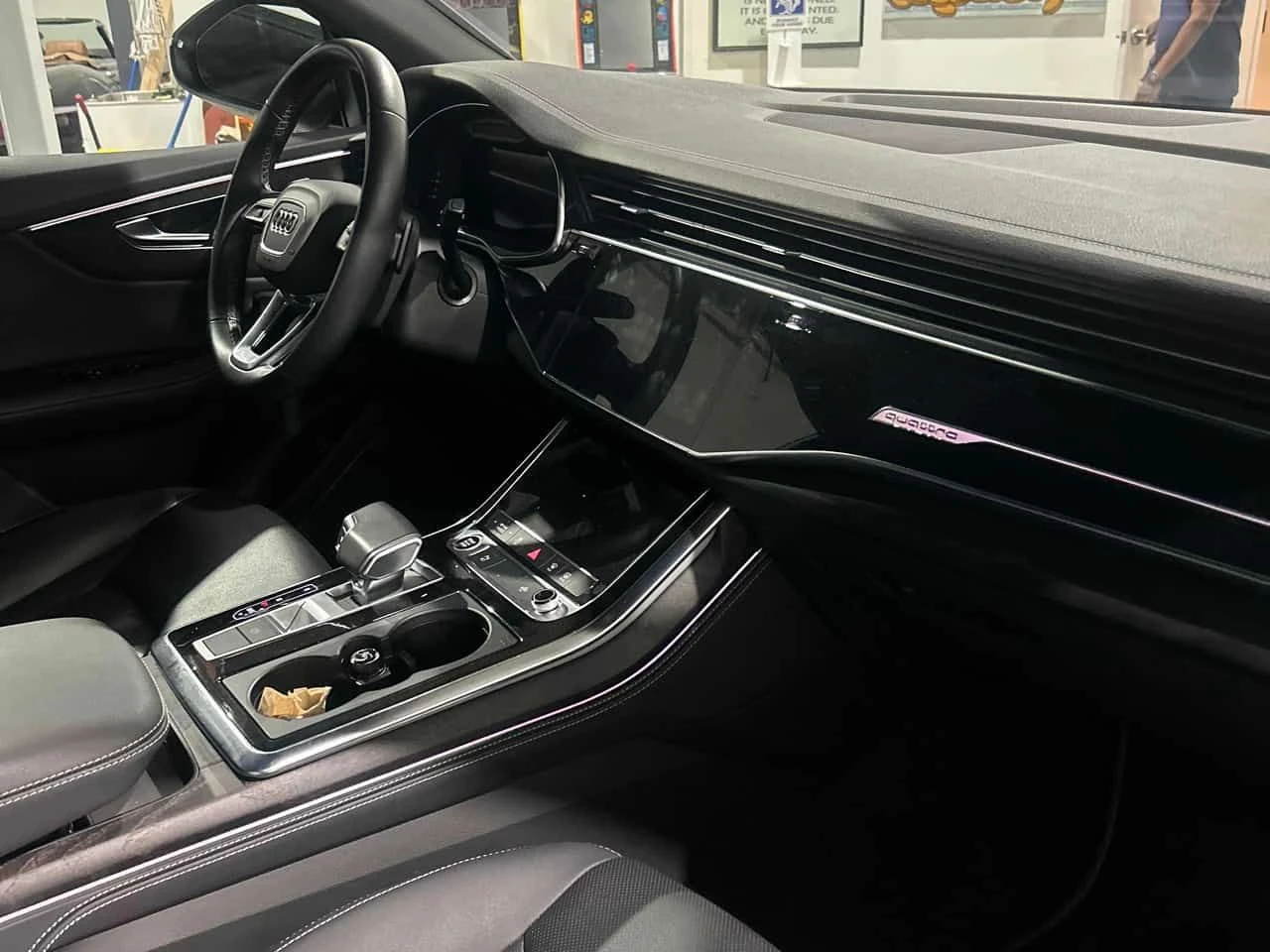 Audi Q8 * Progressiv * АВТОКРЕДИТ БЕЗ ПЪРВОНАЧАЛНА ВНОСКА*, снимка 9 - Автомобили и джипове - 55005998