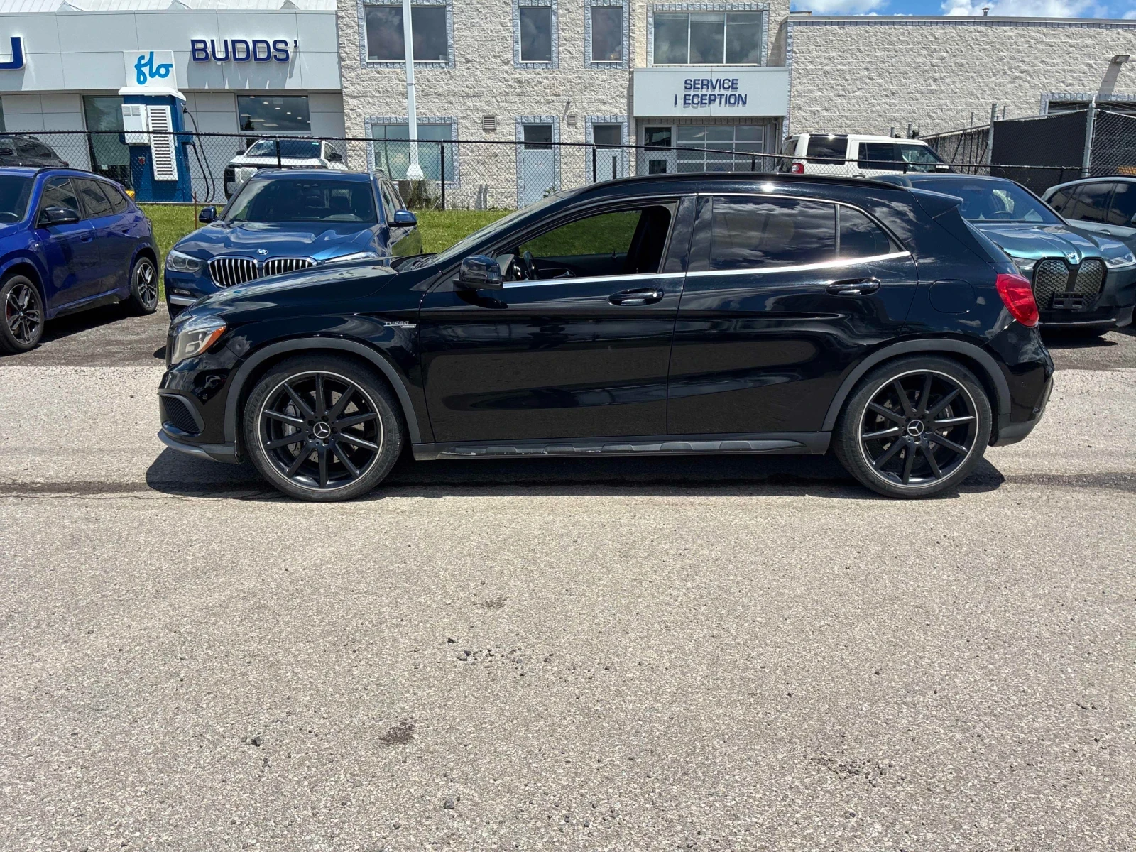 Mercedes-Benz GLA 45 AMG ПОДГРЕВ* ПАНОРАМА* CARFAX* , снимка 2 - Автомобили и джипове - 55077135
