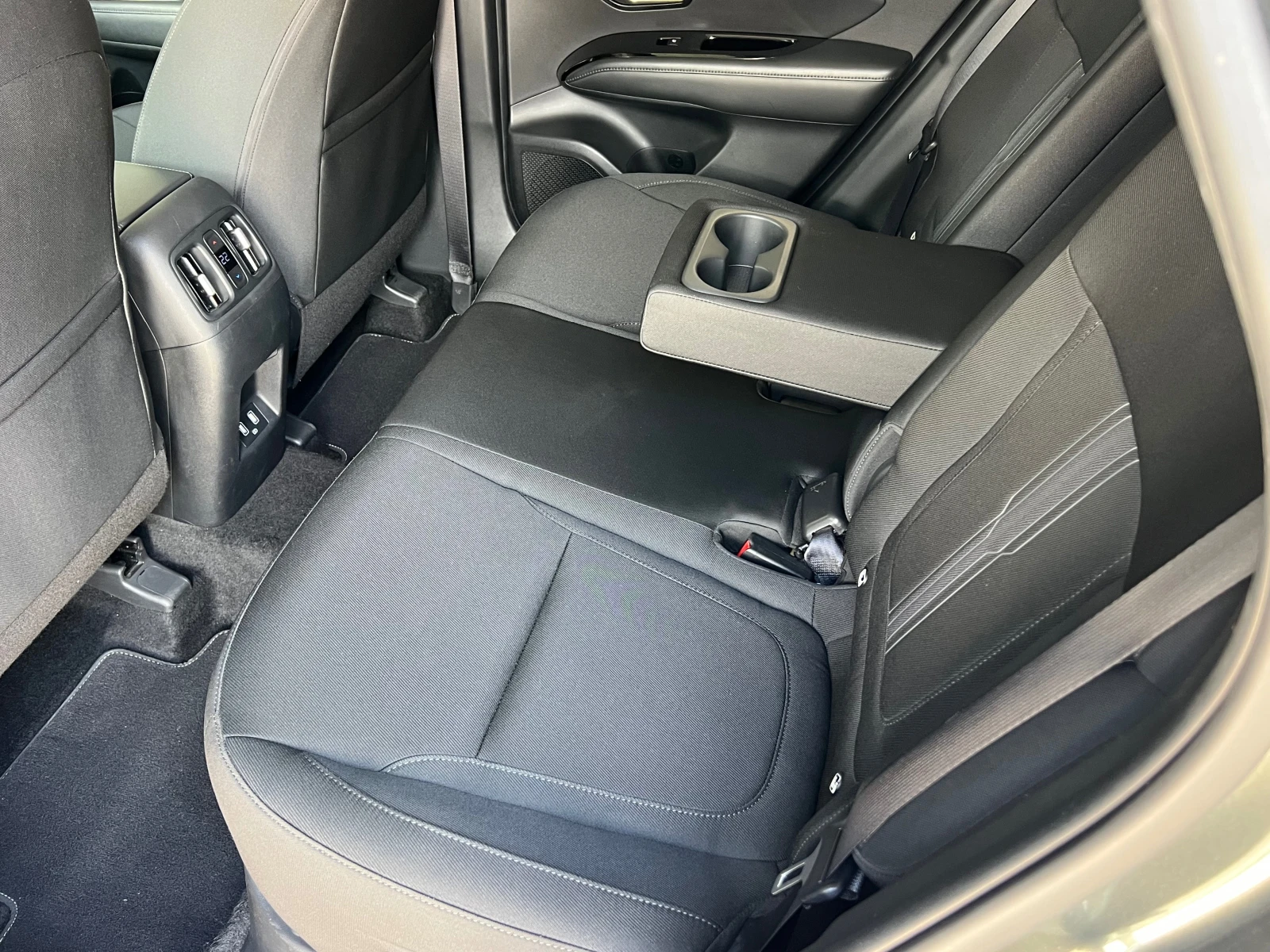 Hyundai Tucson 1.6HEV, 230ps, X-LINE, SMART SENSE+ ADVANCED, снимка 14 - Автомобили и джипове - 55279483
