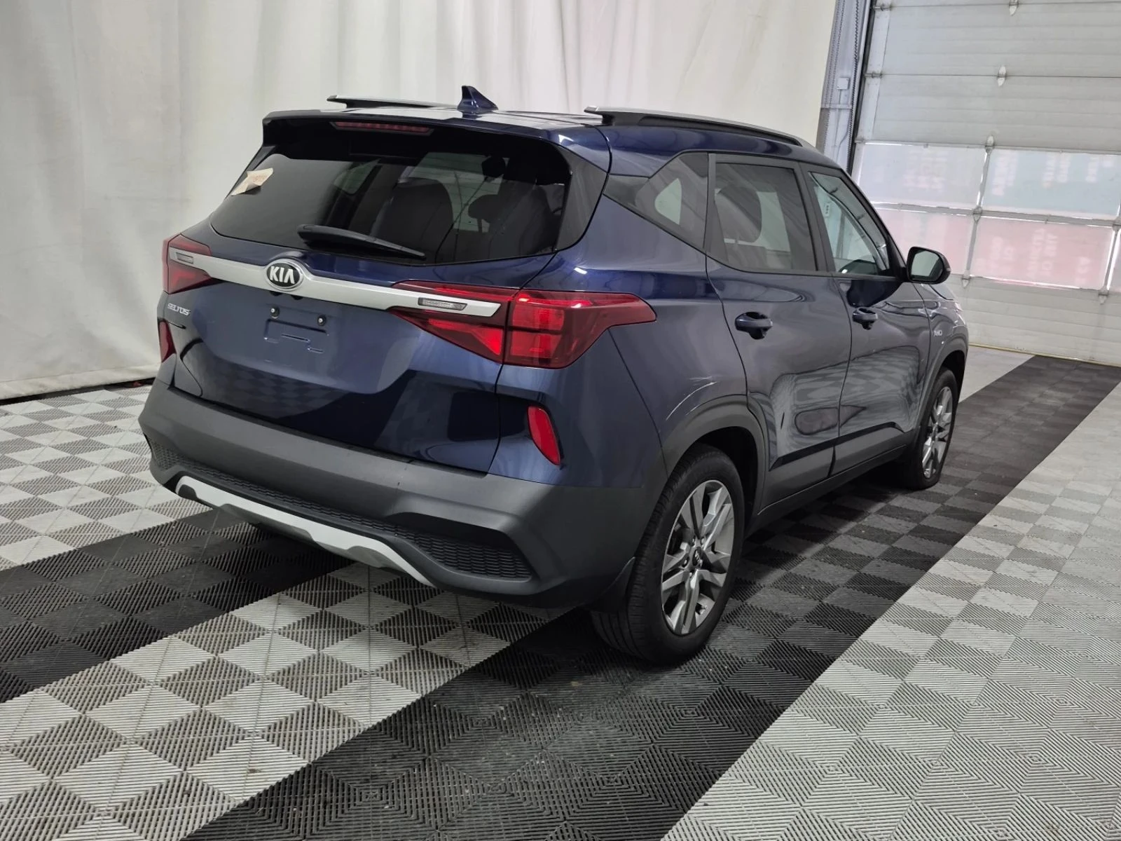 Kia Seltos, снимка 5 - Автомобили и джипове - 56688551