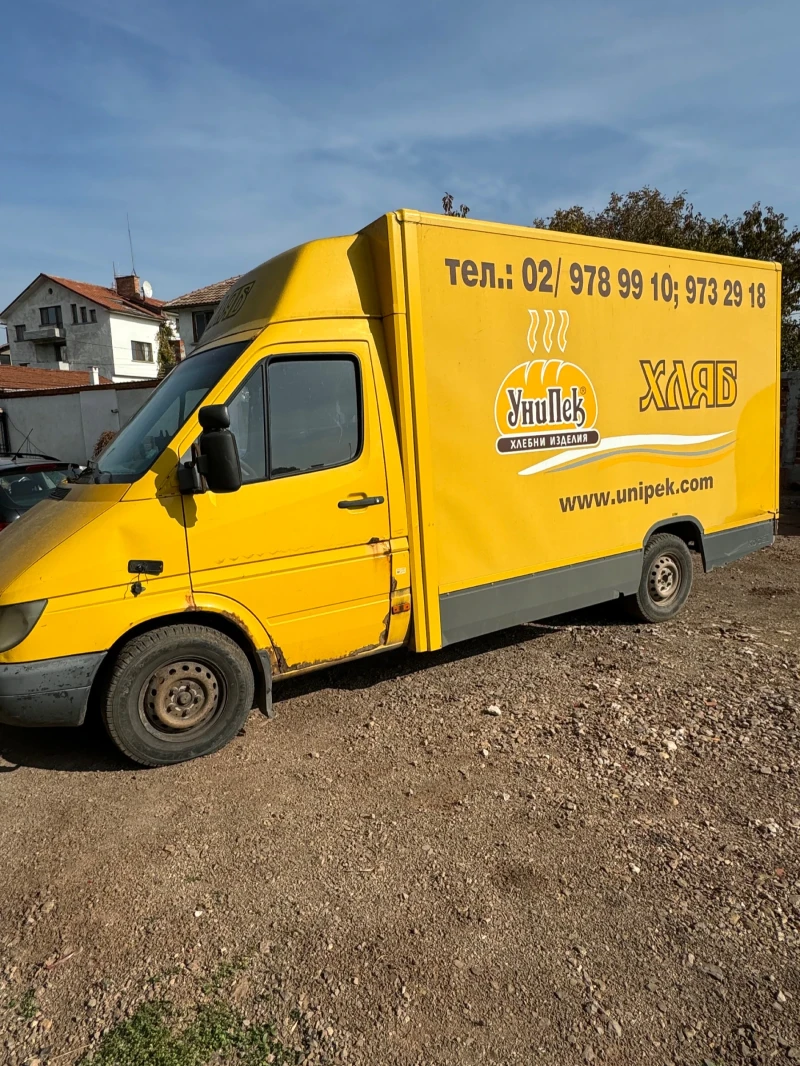 Mercedes-Benz Sprinter 208 2.2CDI/ФУРГОН, снимка 3 - Бусове и автобуси - 47790611