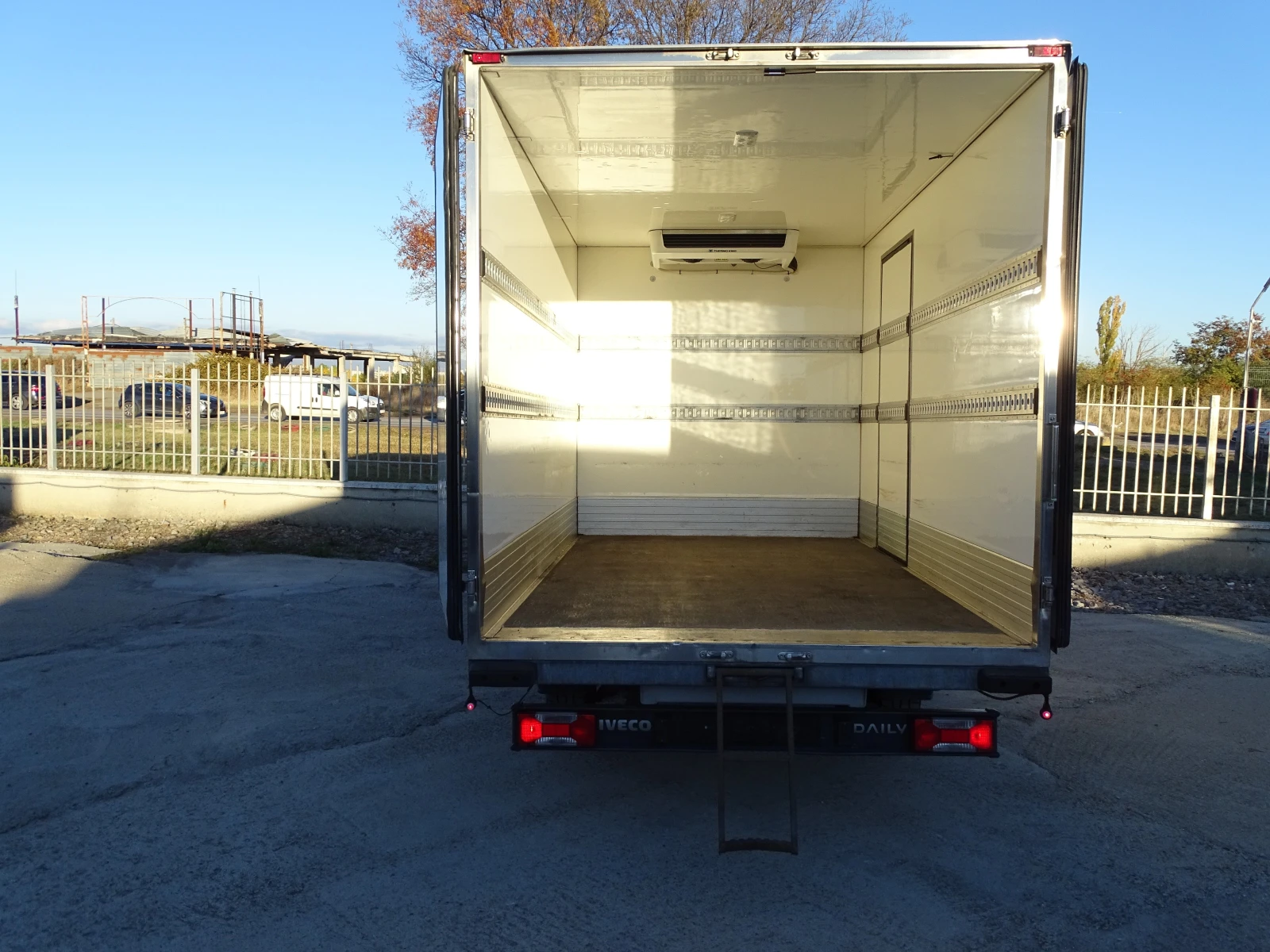 Iveco 35s13 ХЛАДИЛЕН, снимка 8 - Бусове и автобуси - 56627632