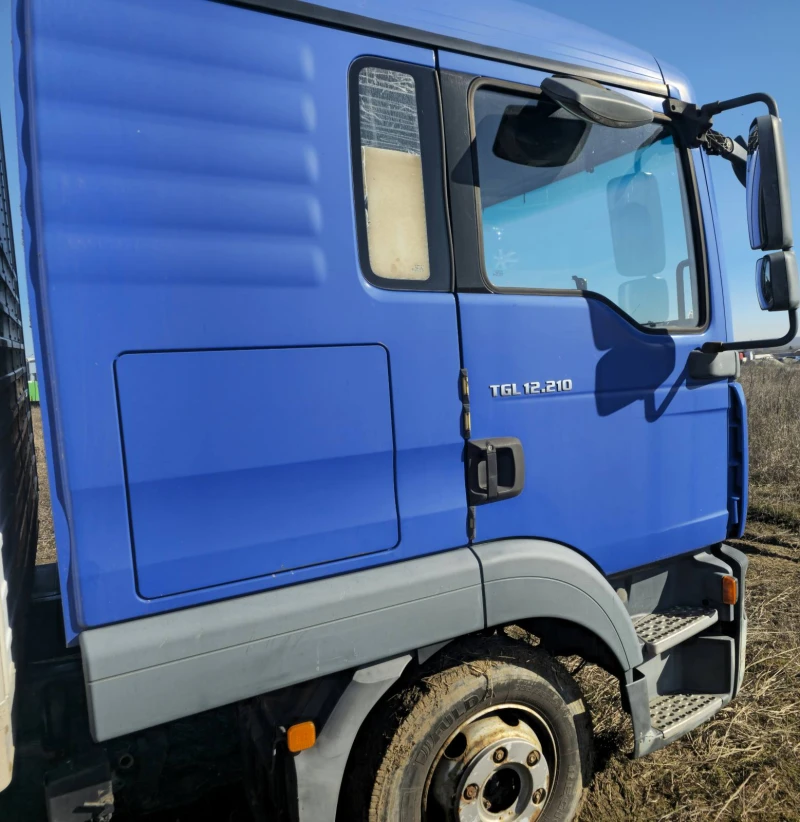 Man Tgl 12.210 фургон, снимка 4 - Камиони - 48870446