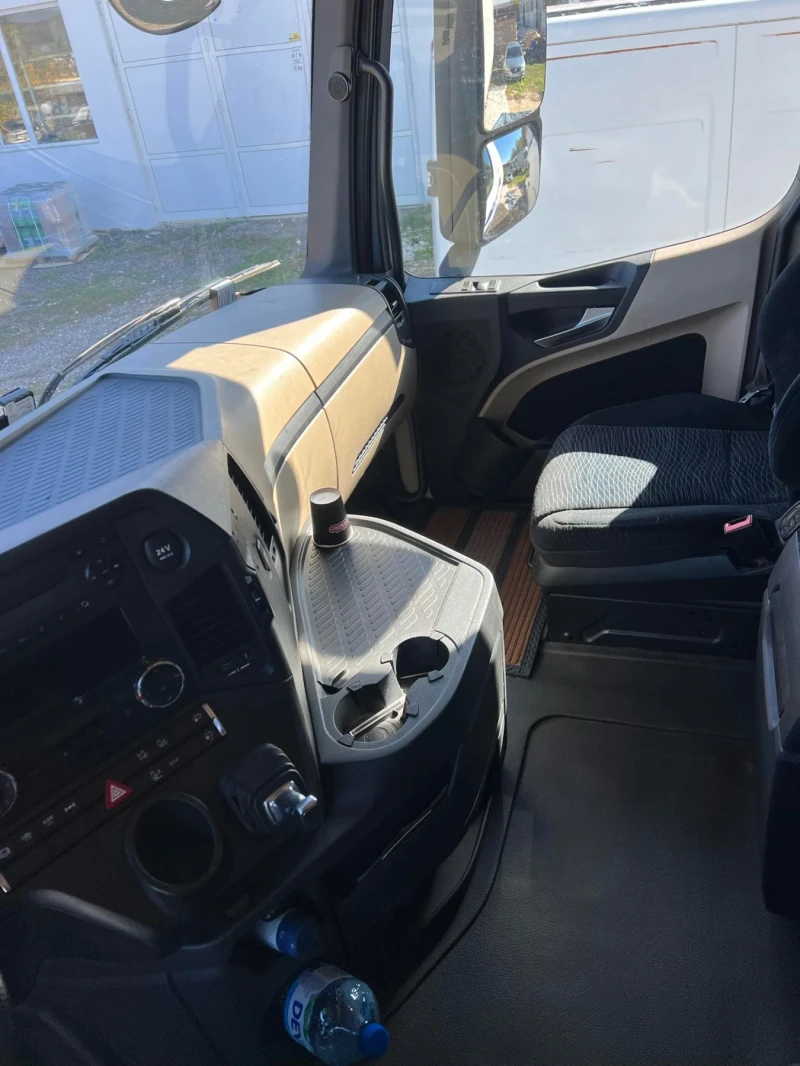 Mercedes-Benz Actros, снимка 11 - Камиони - 52669953