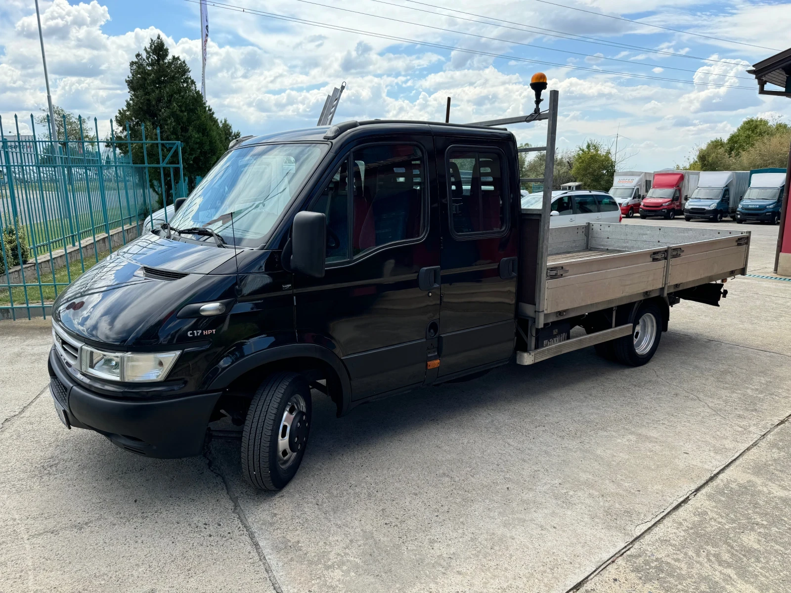 Iveco Daily 3.0HPI* 35c17* Климатик* Кран 3.80 метра - изображение 4